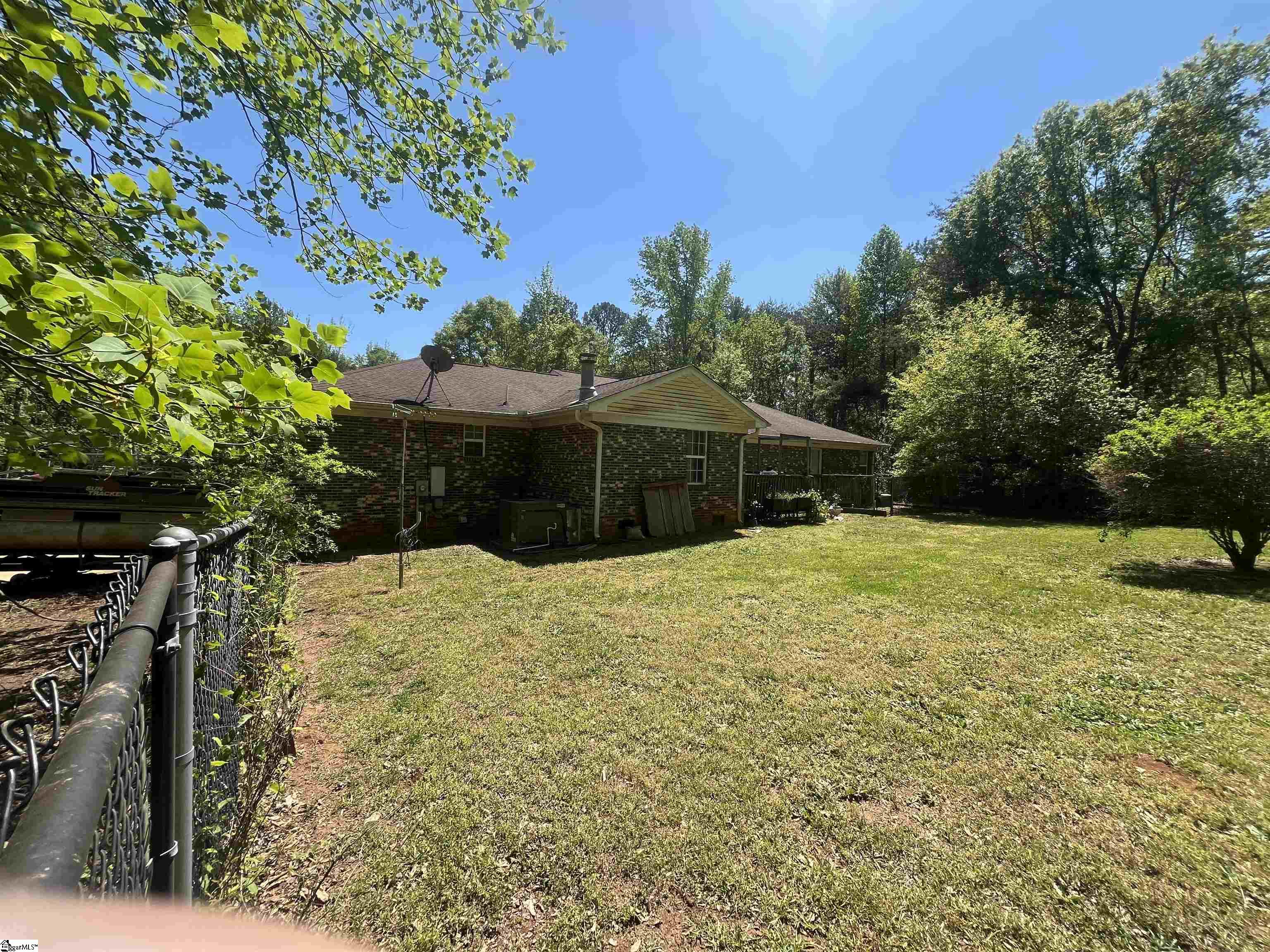 100 Wolf Run Drive Simpsonville, SC 29681 - Photo 6 of 24