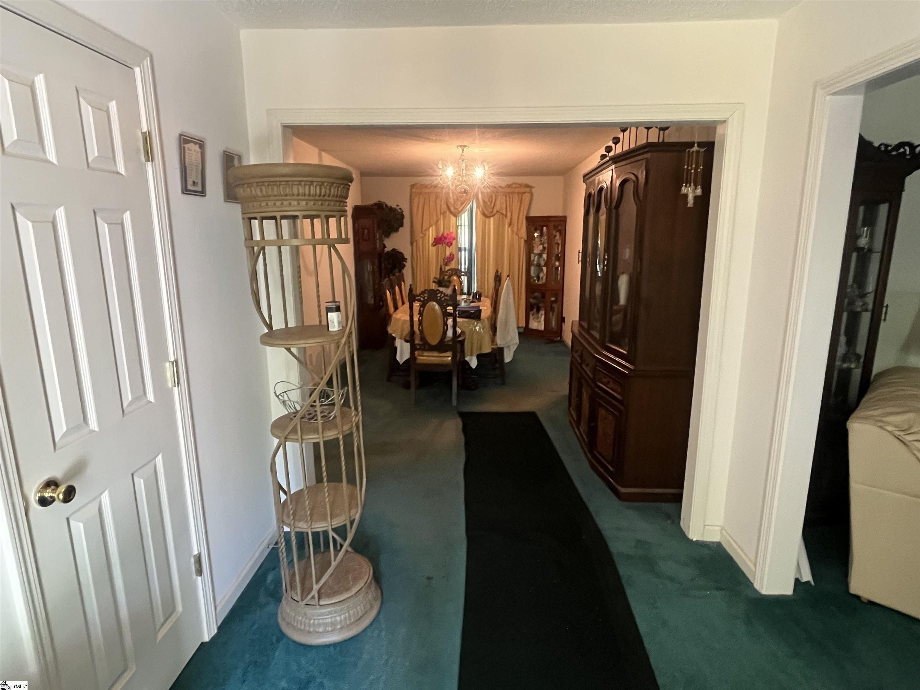 100 Wolf Run Drive Simpsonville, SC 29681 - Photo 7 of 24