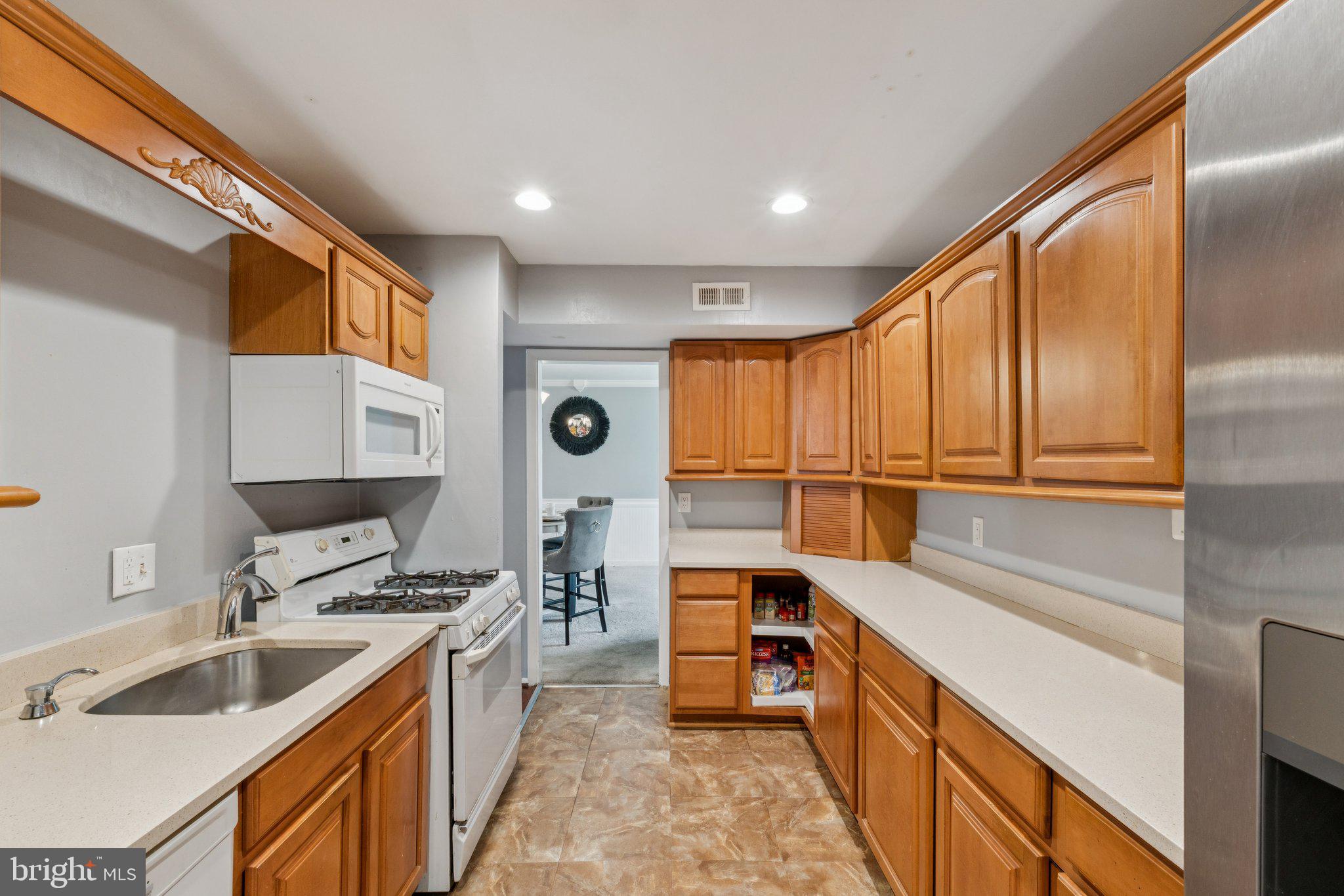 8689 Greenbelt Road, Unit 202 Greenbelt, MD 20770 - Photo 13 of 22
