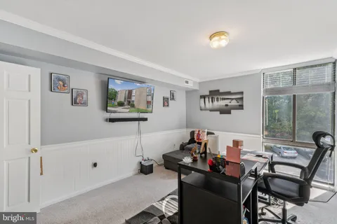 $215,000 | 8689 Greenbelt Road, Unit 202, Greenbelt, MD 20770