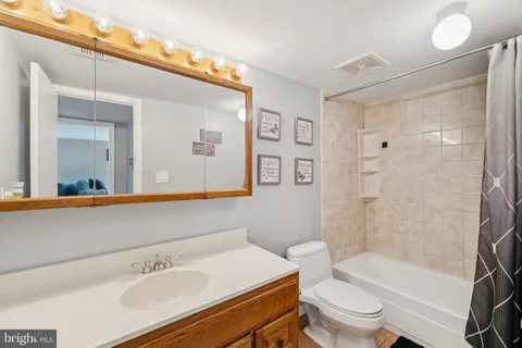 $215,000 | 8689 Greenbelt Road, Unit 202, Greenbelt, MD 20770