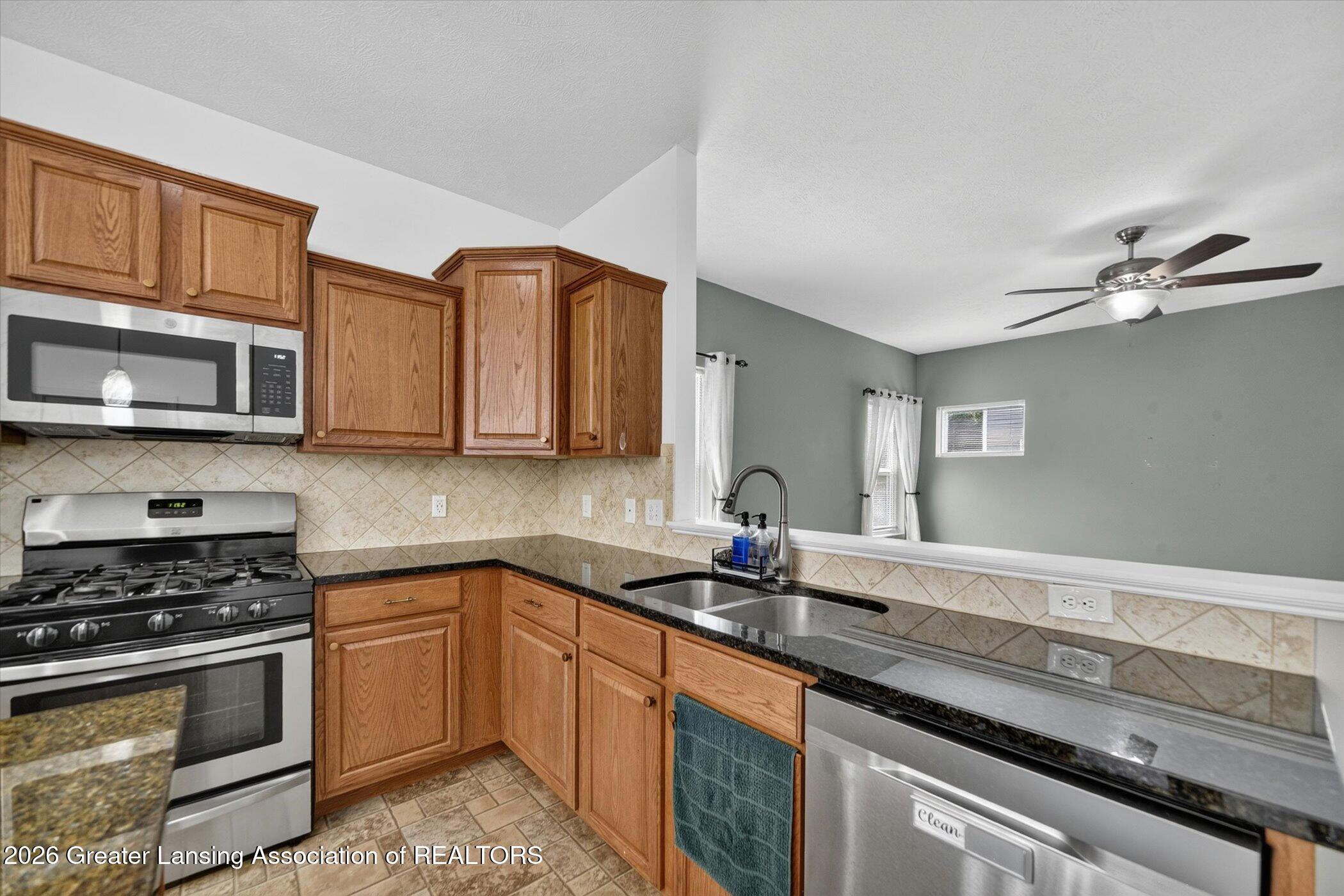 47 Lake Ridge Drive Mason, MI 48854 - Photo 12 of 53 12-47-Lake-Ridge-Dr-Windowstill