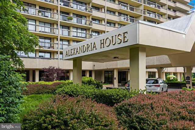 $775,000 | 400 Madison Street, Unit 801, Alexandria, VA 22314