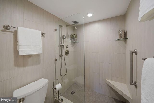 $775,000 | 400 Madison Street, Unit 801, Alexandria, VA 22314