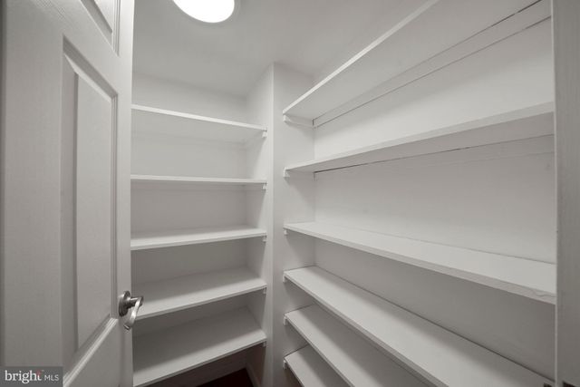 $775,000 | 400 Madison Street, Unit 801, Alexandria, VA 22314