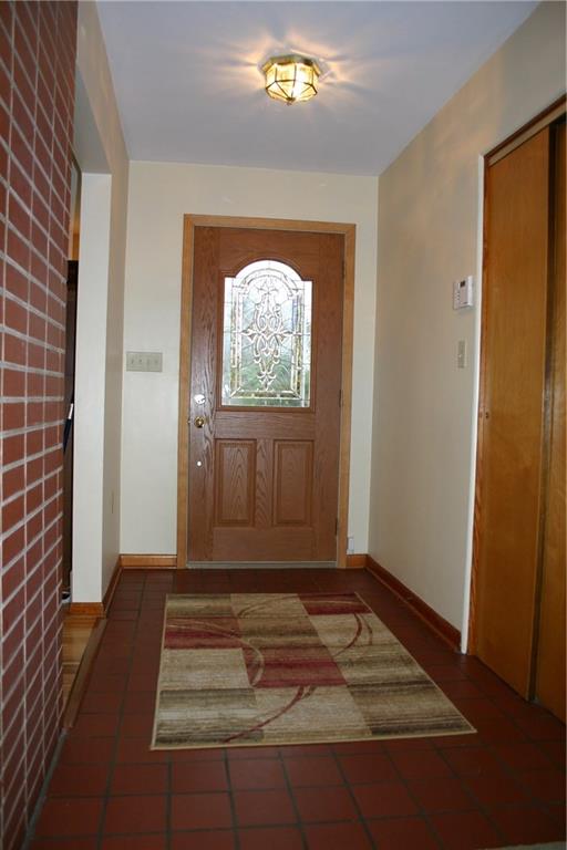 125 Dalecrest Road Penn Hills, PA 15147 - Photo 3 of 24 Foyer Entry with new Door , very bright with Guest Closet