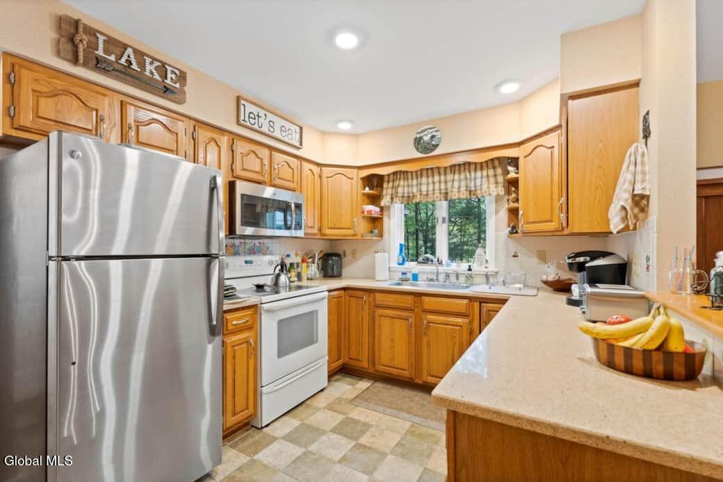 11 Tupper Ln Way Fort Ann, NY 12827 - Photo 25 of 51 Kitchen w/view