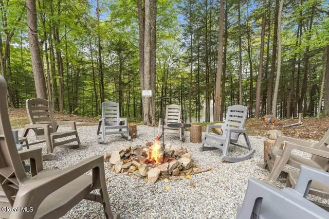 $669,900 | 11 Tupper Ln Way, Fort Ann, NY 12827