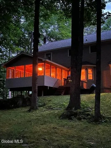 $669,900 | 11 Tupper Ln Way, Fort Ann, NY 12827