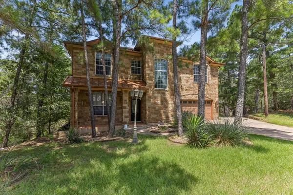 $465,000 | 138 Papawai Drive, Bastrop, TX 78602