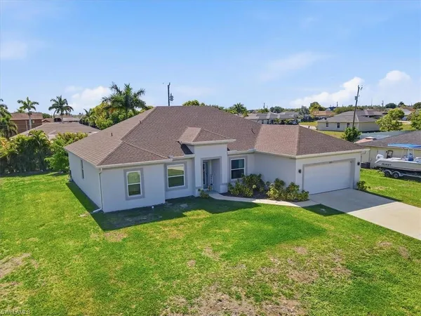 $2,600 | 1025 Northwest 7th Place, Cape Coral, FL 33993