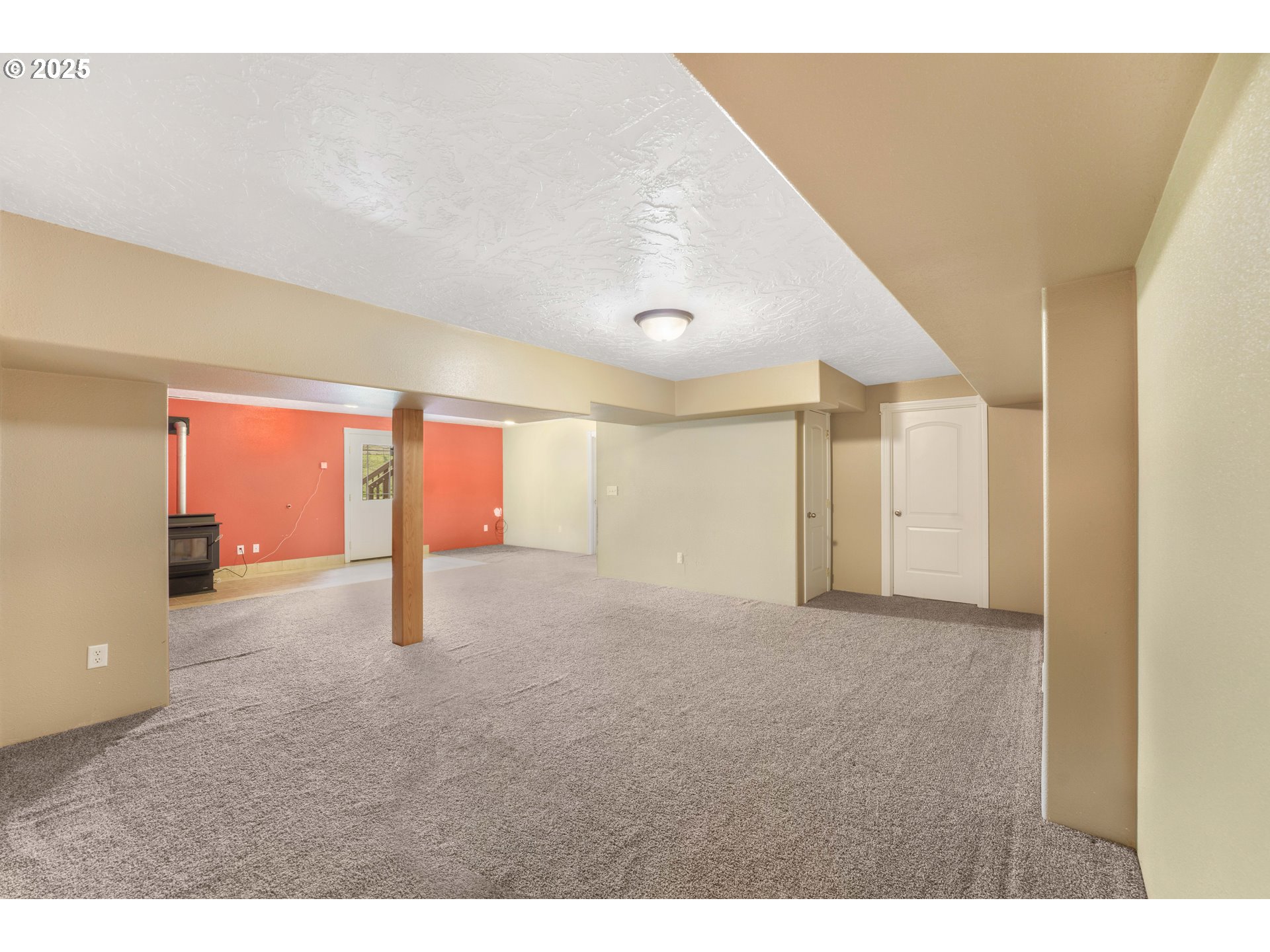 33875 Powell Hills Loop Shedd, OR 97377 - Photo 19 of 37 Basement