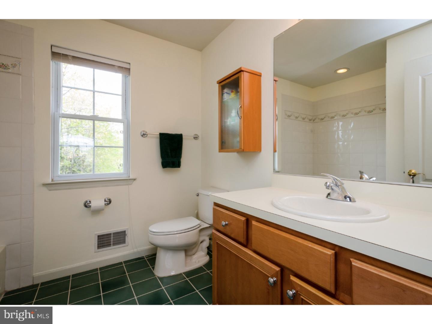 31 Wendover Road East Windsor, NJ 08520 - Photo 20 of 25