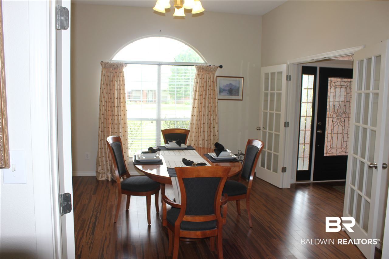 583 Park Avenue Foley, AL 36535 - Photo 3 of 25 Gallery Image 3