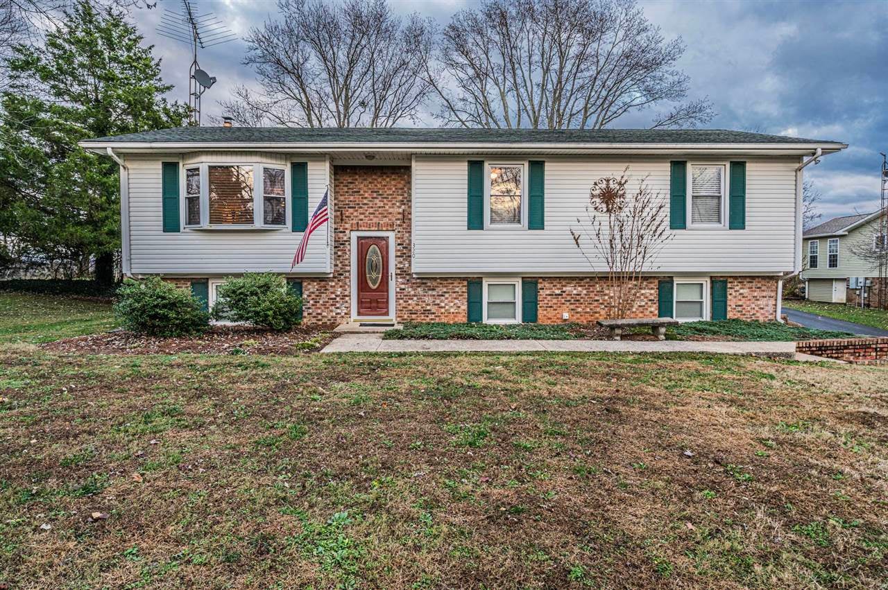 320 Witt Road Bowling Green, KY 42101 - Photo 1 of 31 Gallery Image 1
