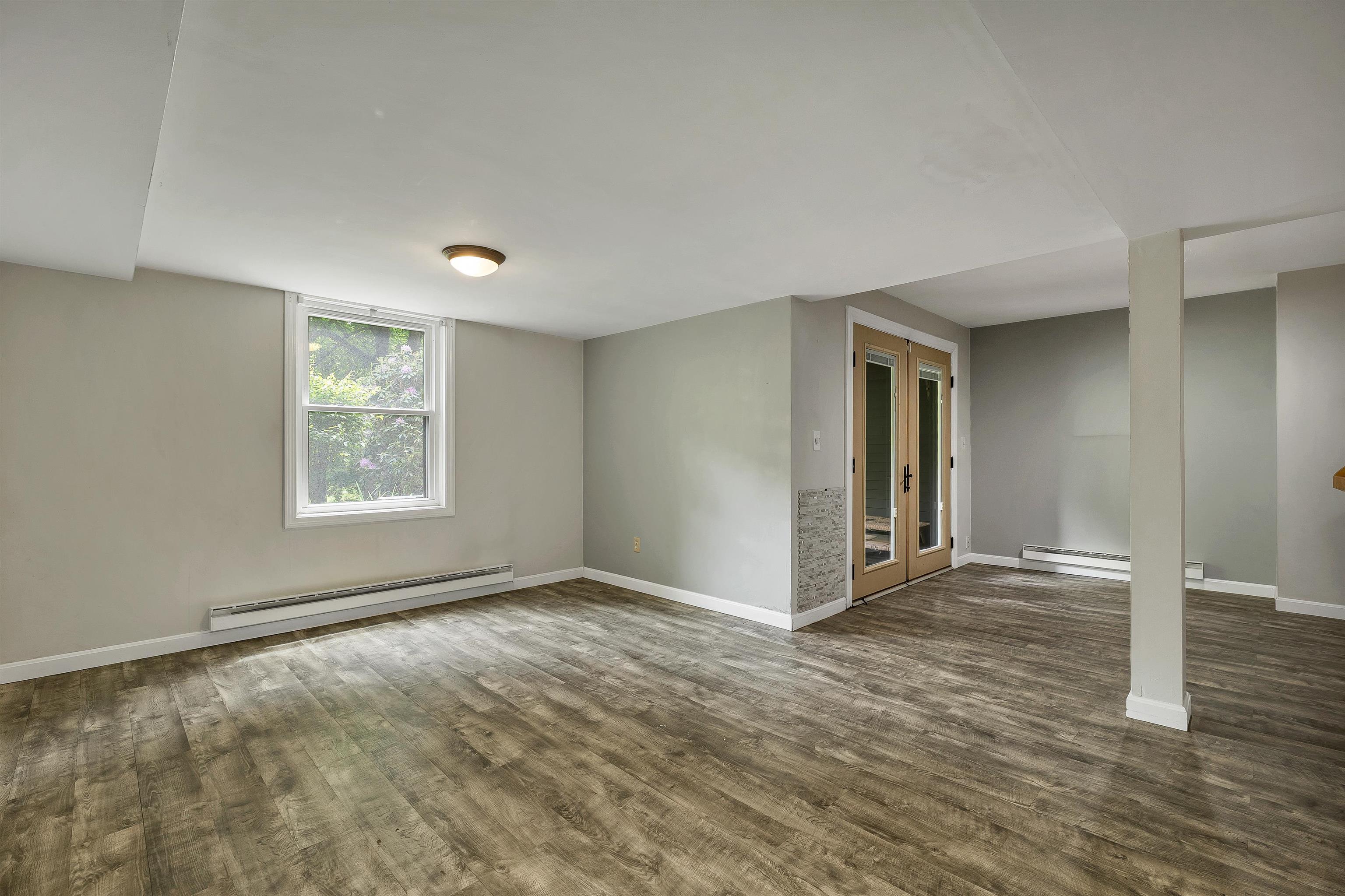 51 Stacey Circle Windham, NH 03087 - Photo 15 of 60