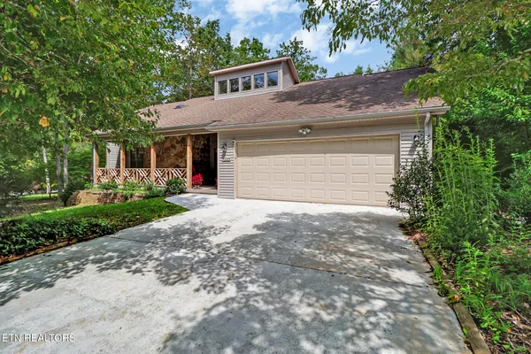 $365,000 | 124 Trafalgar Drive, Crossville, TN 38558