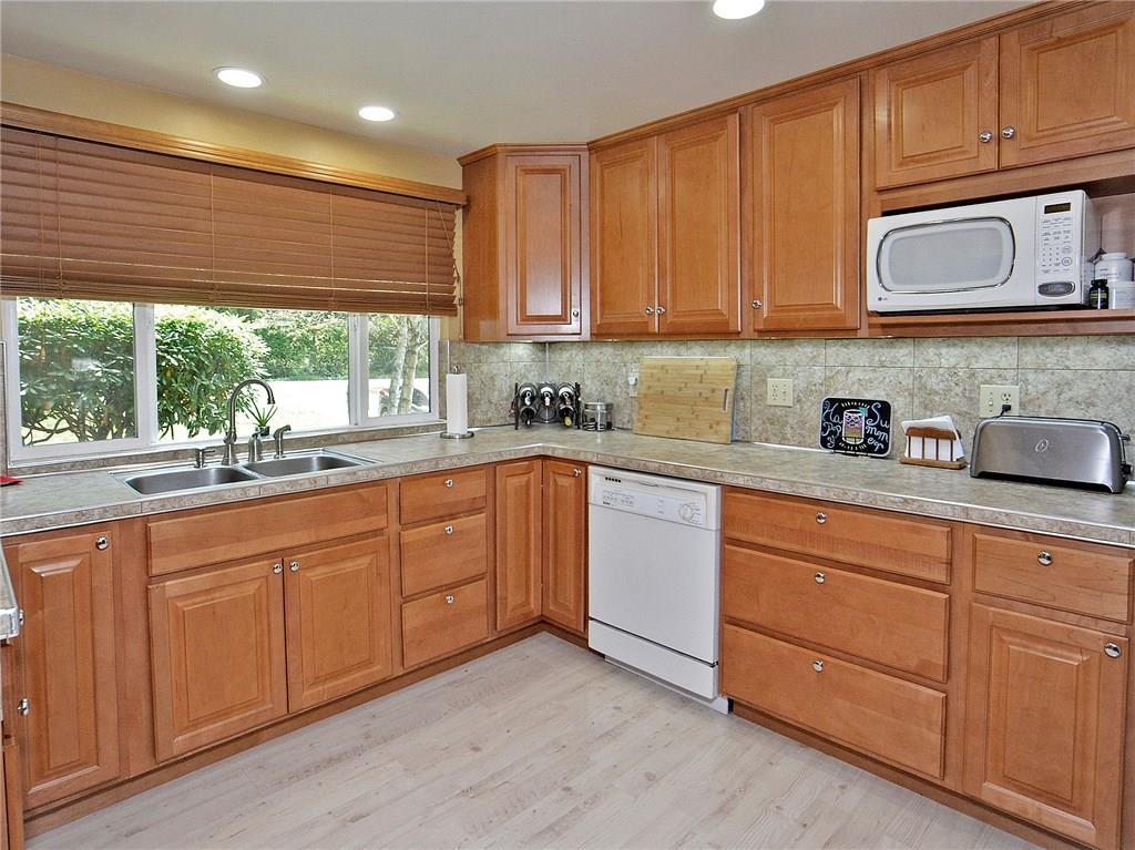 2342 Harrison City Road Export, PA 15632 - Photo 5 of 21 Gallery Image 5