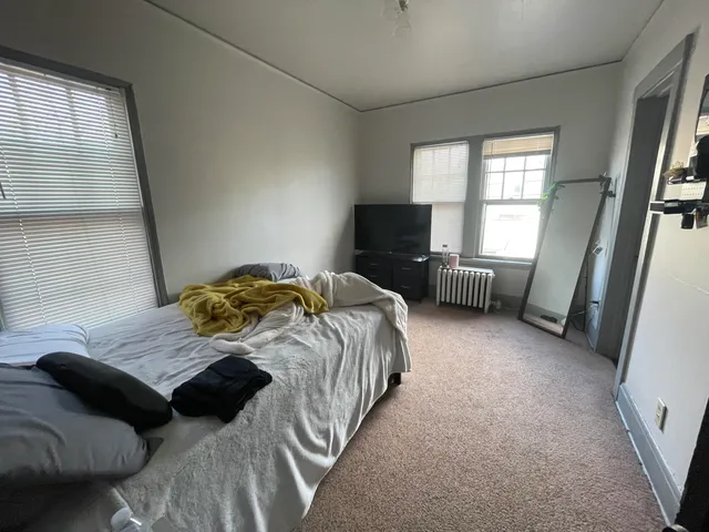 $1,250 | 3358 North Cambridge Avenue, Milwaukee, WI 53211