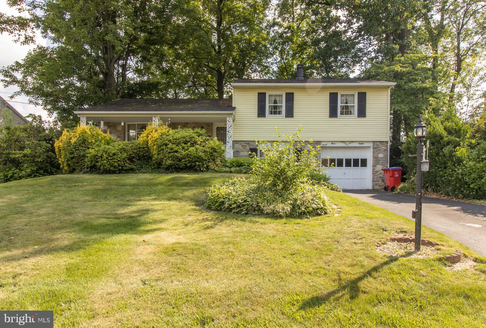 380 Hancock Road Warminster, PA 18974 - Photo 2 of 34
