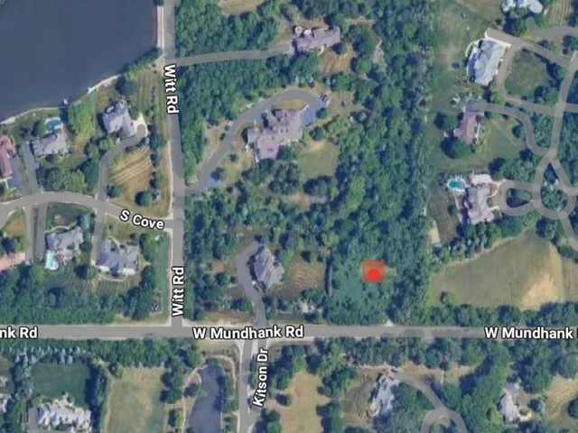 $275,000 | Lot 4 East Mundhank Road, South Barrington, IL 60010