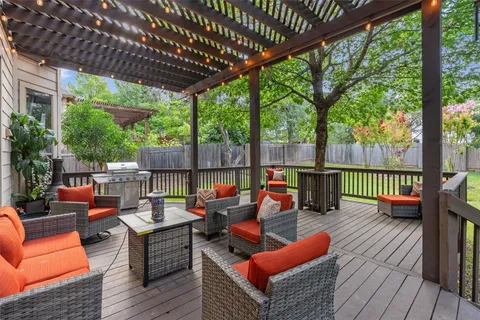 $800,000 | 7505 Roaring Springs Drive, Austin, TX 78736