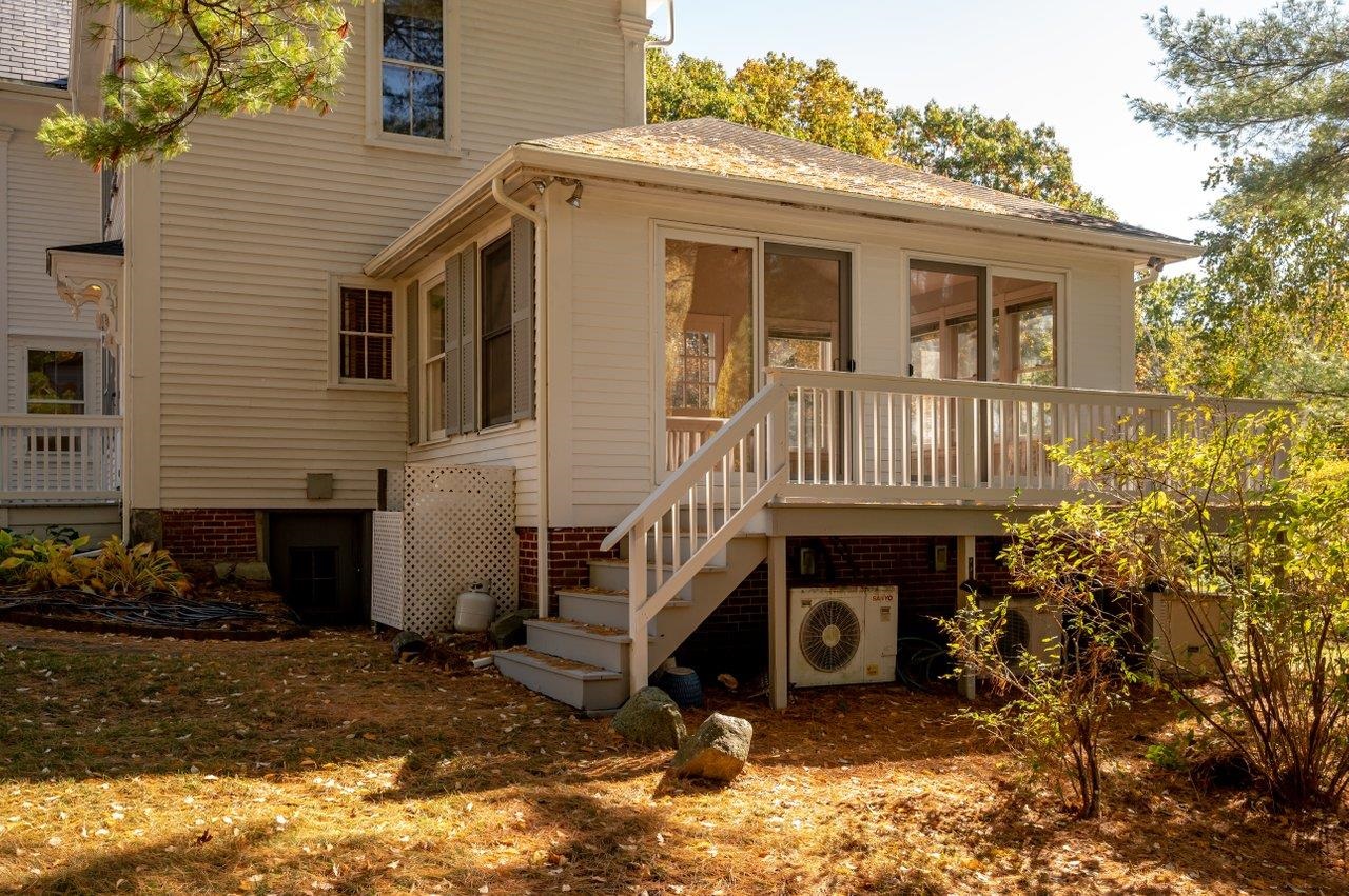 110 Exeter Road Newfields, NH 03856 - Photo 5 of 40