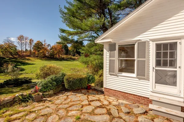 $4,000 | 110 Exeter Road, Newfields, NH 03856