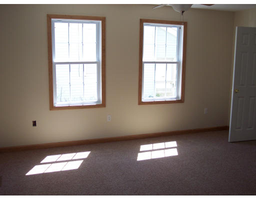 32 Hope Street Springfield, MA 01119 - Photo 8 of 10