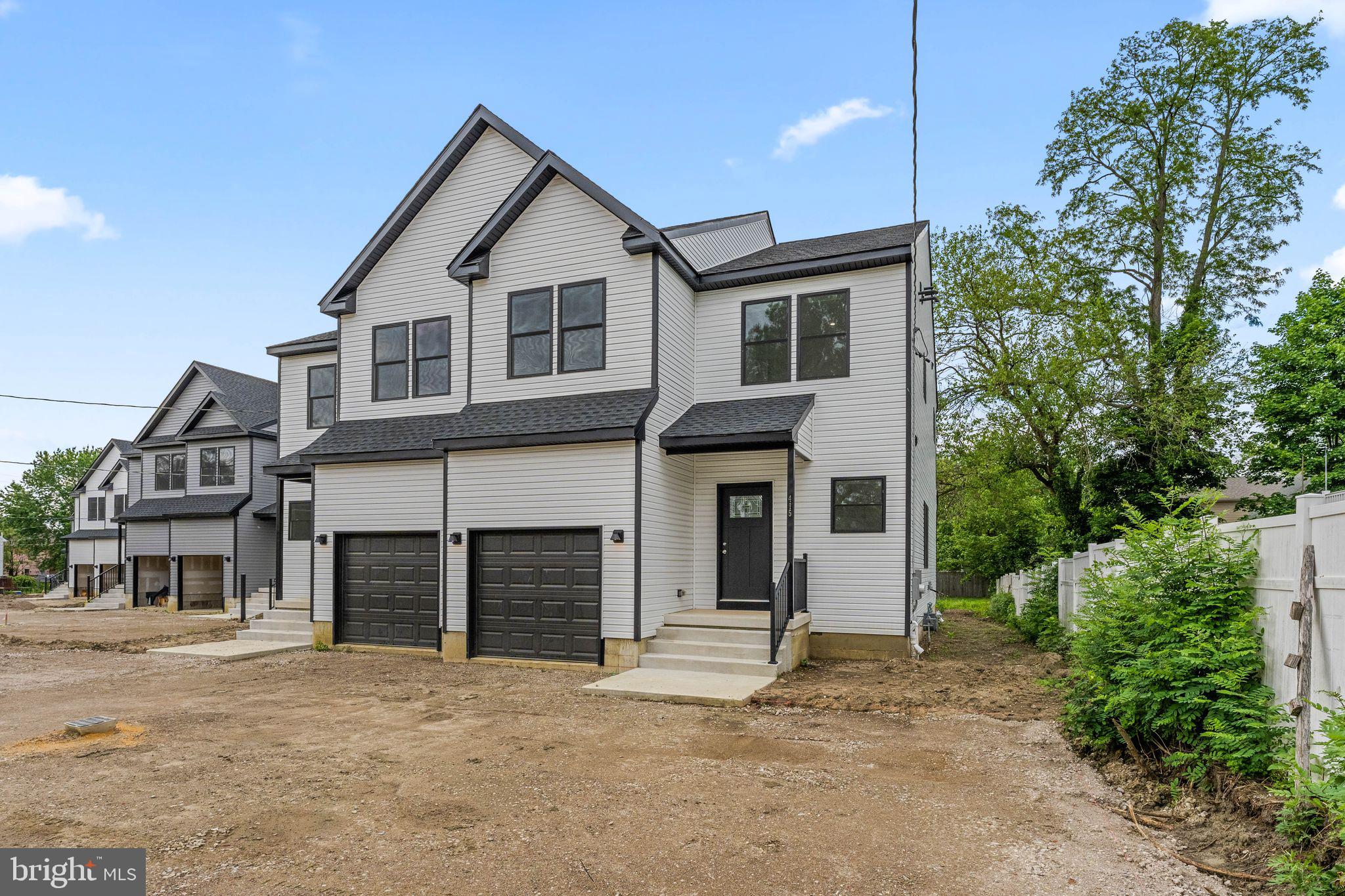 423 Almonesson Road Blackwood, NJ 08012 - Photo 5 of 40 Modern duplex with spacious entryway.