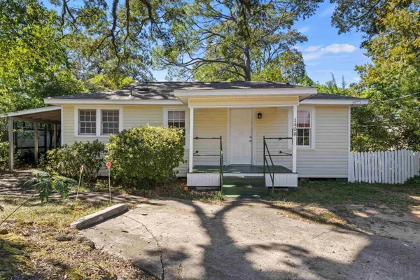 $1,400 | 1408 North Bronough Street, Unit 1, Tallahassee, FL 32303