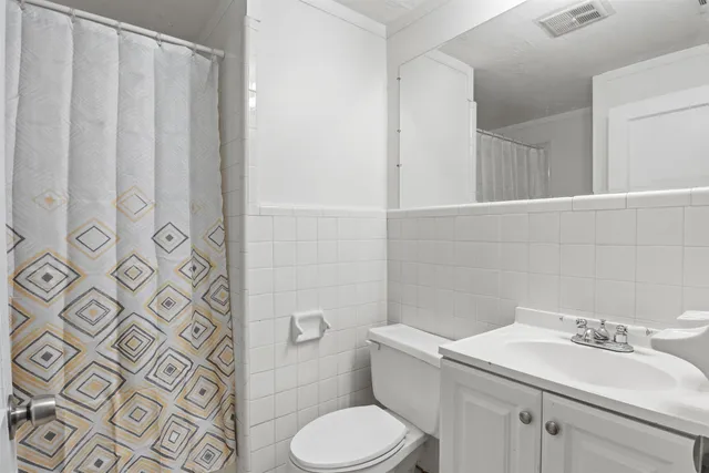 $1,300 | 1408 North Bronough Street, Unit 1, Tallahassee, FL 32303