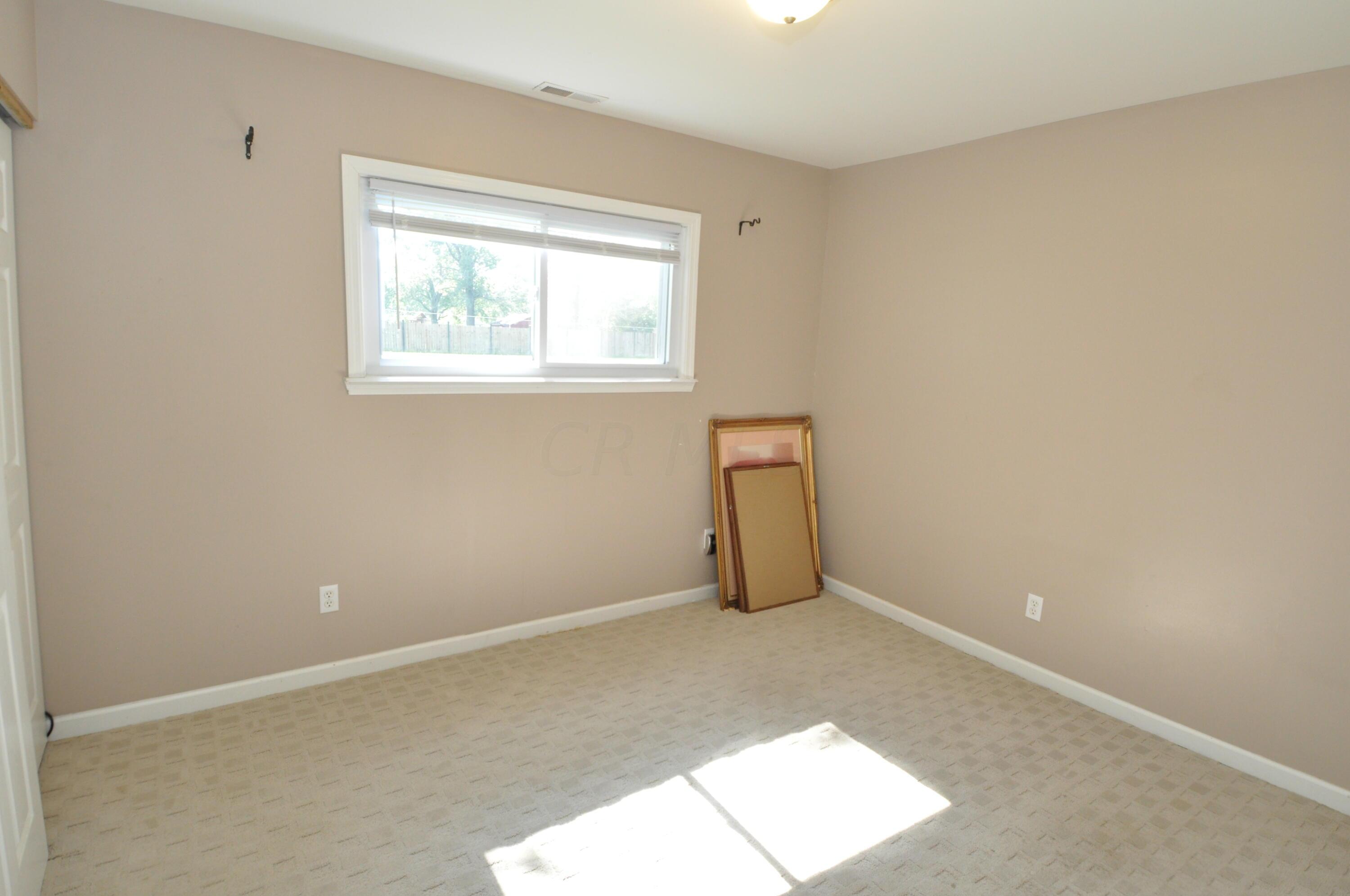 2731 Kunz Road Galloway, OH 43119 - Photo 23 of 65