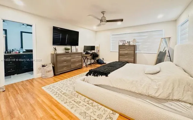 $5,800 | 10620 Southwest 67th Street, Miami, FL 33173