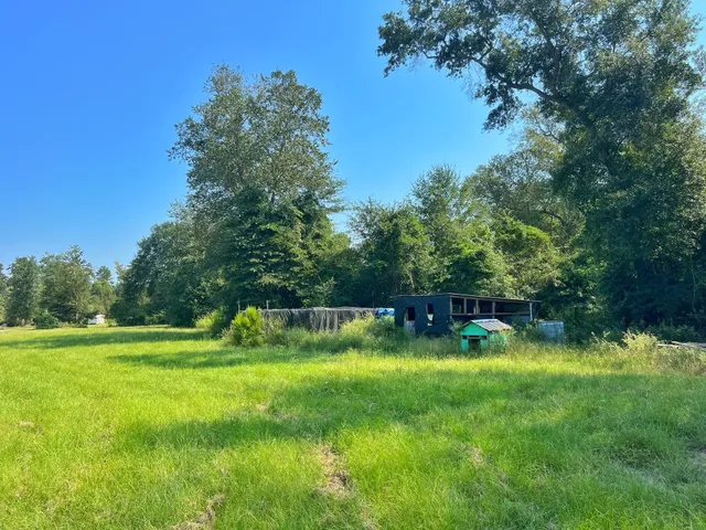 a view of an outdoor space and a yard