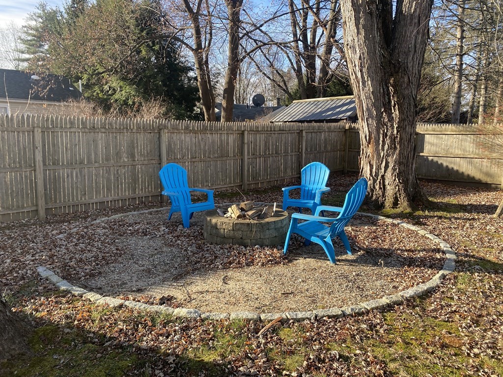 61 Bridge Road Northampton, MA 01062 - Photo 32 of 34