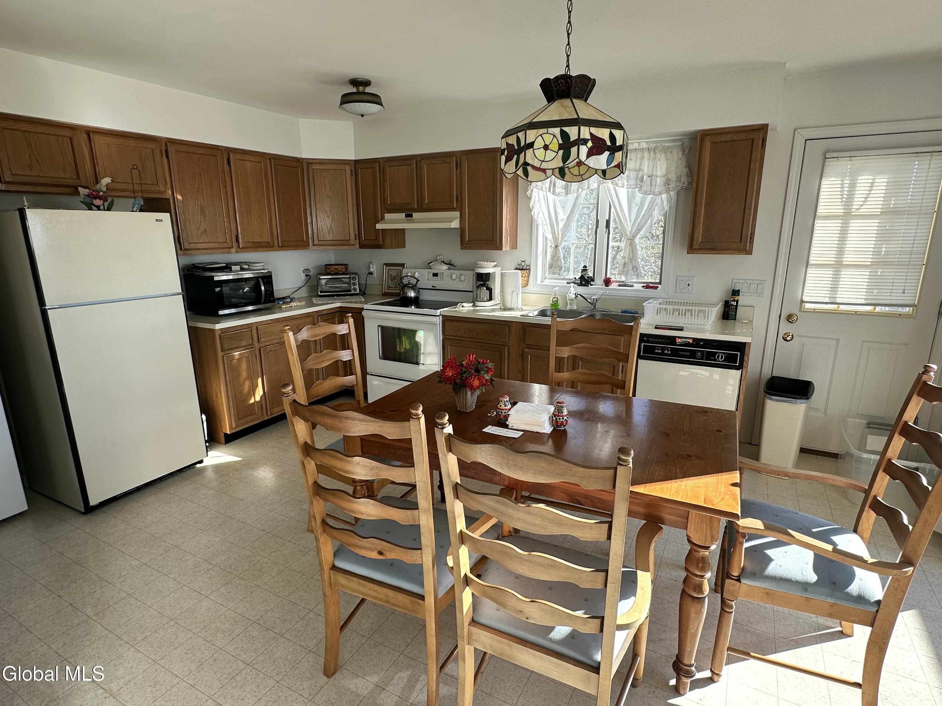 140 Callaway Road Salem, NY 12865 - Photo 7 of 20 IMG_2199