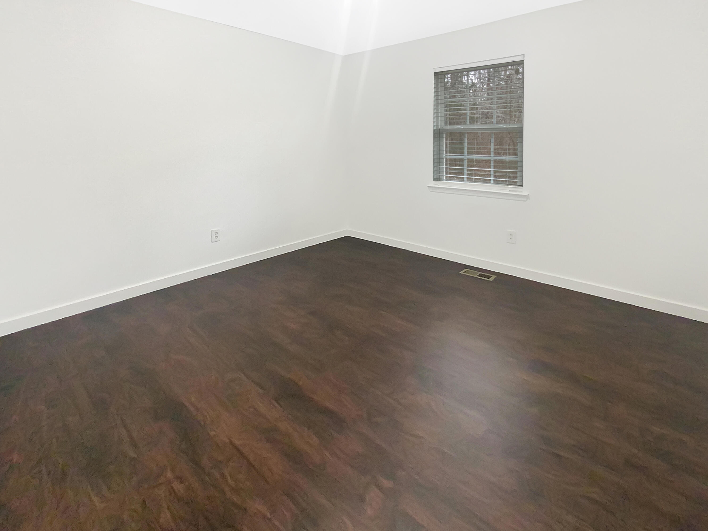 7415 Igou Ferry Road Harrison, TN 37341 - Photo 5 of 23 listing_4