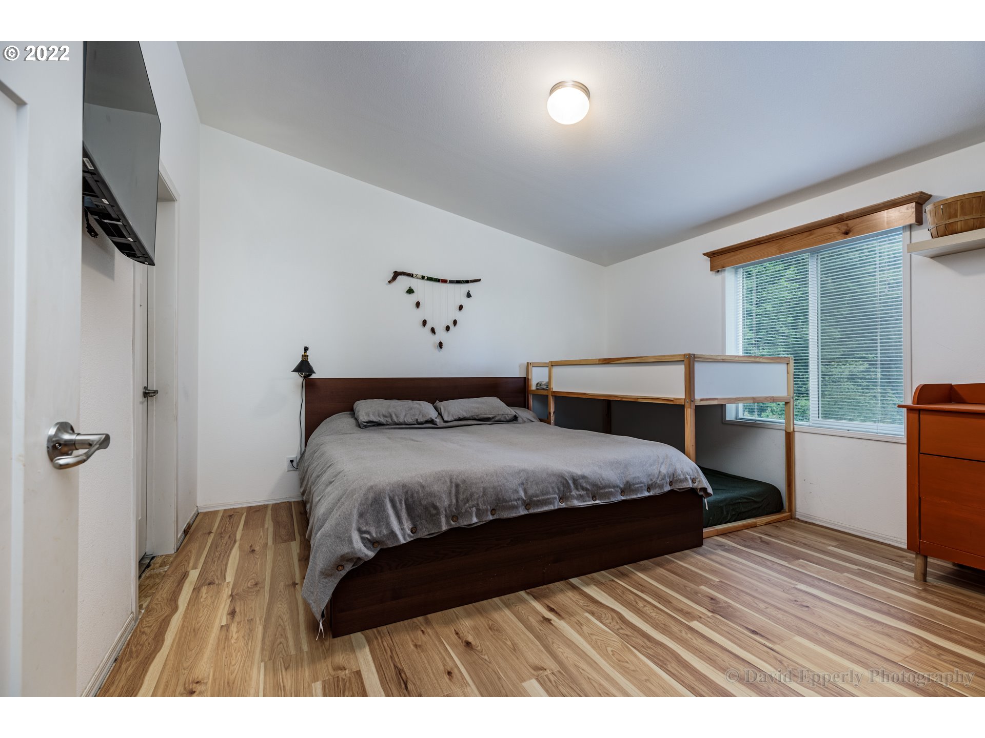 67460 Meissner Road Deer Island, OR 97054 - Photo 9 of 22 Bedroom, Primary