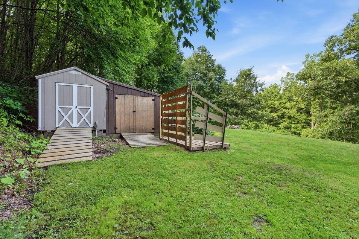 87 B Hill Road Pownal, VT 05261 - Photo 35 of 41 Gallery Image 35