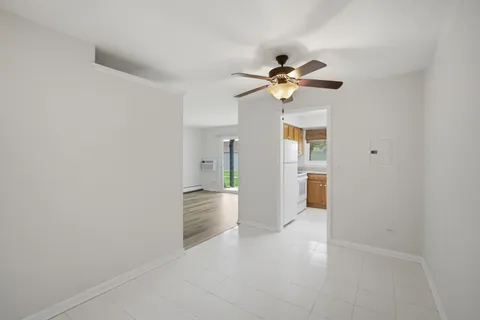 $185,000 | 330 North Carter Street, Unit 103, Palatine, IL 60067