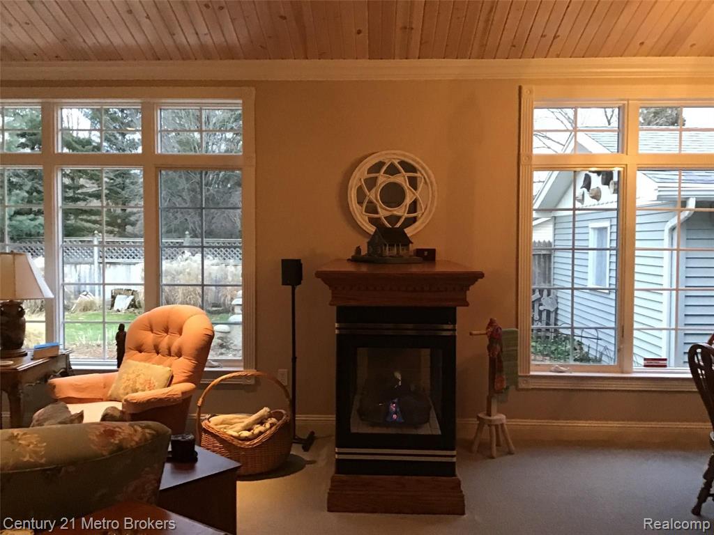 2402 Utley Road Flint, MI 48532 - Photo 21 of 40