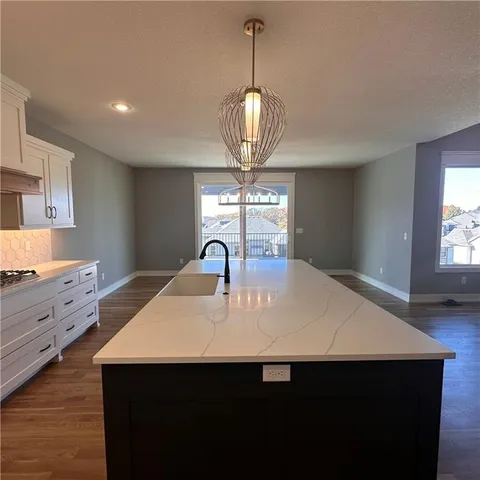 $700,000 | 2318 Larkspur Lane, Kearney, MO 64060