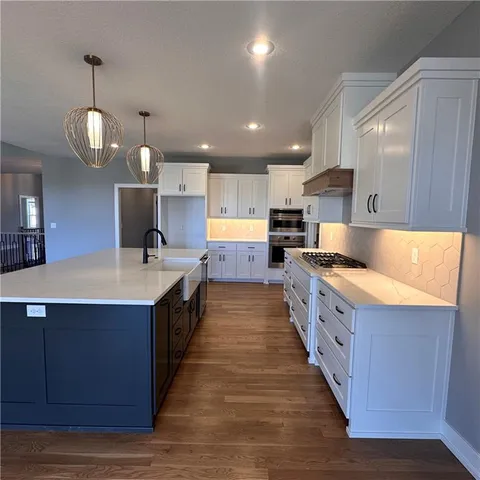 $700,000 | 2318 Larkspur Lane, Kearney, MO 64060