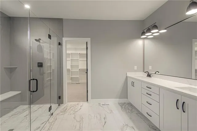 $700,000 | 2318 Larkspur Lane, Kearney, MO 64060