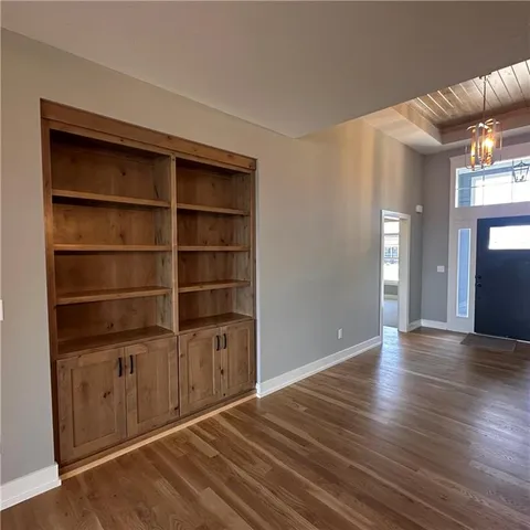 $700,000 | 2318 Larkspur Lane, Kearney, MO 64060