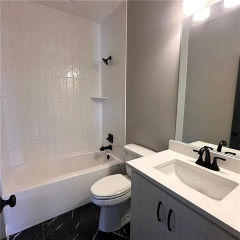 $700,000 | 2318 Larkspur Lane, Kearney, MO 64060