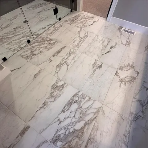 $700,000 | 2318 Larkspur Lane, Kearney, MO 64060