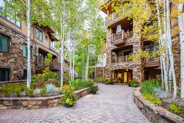 $2,795,000 | 142 Arrowhead Circle, Unit B201, Edwards, CO 81632