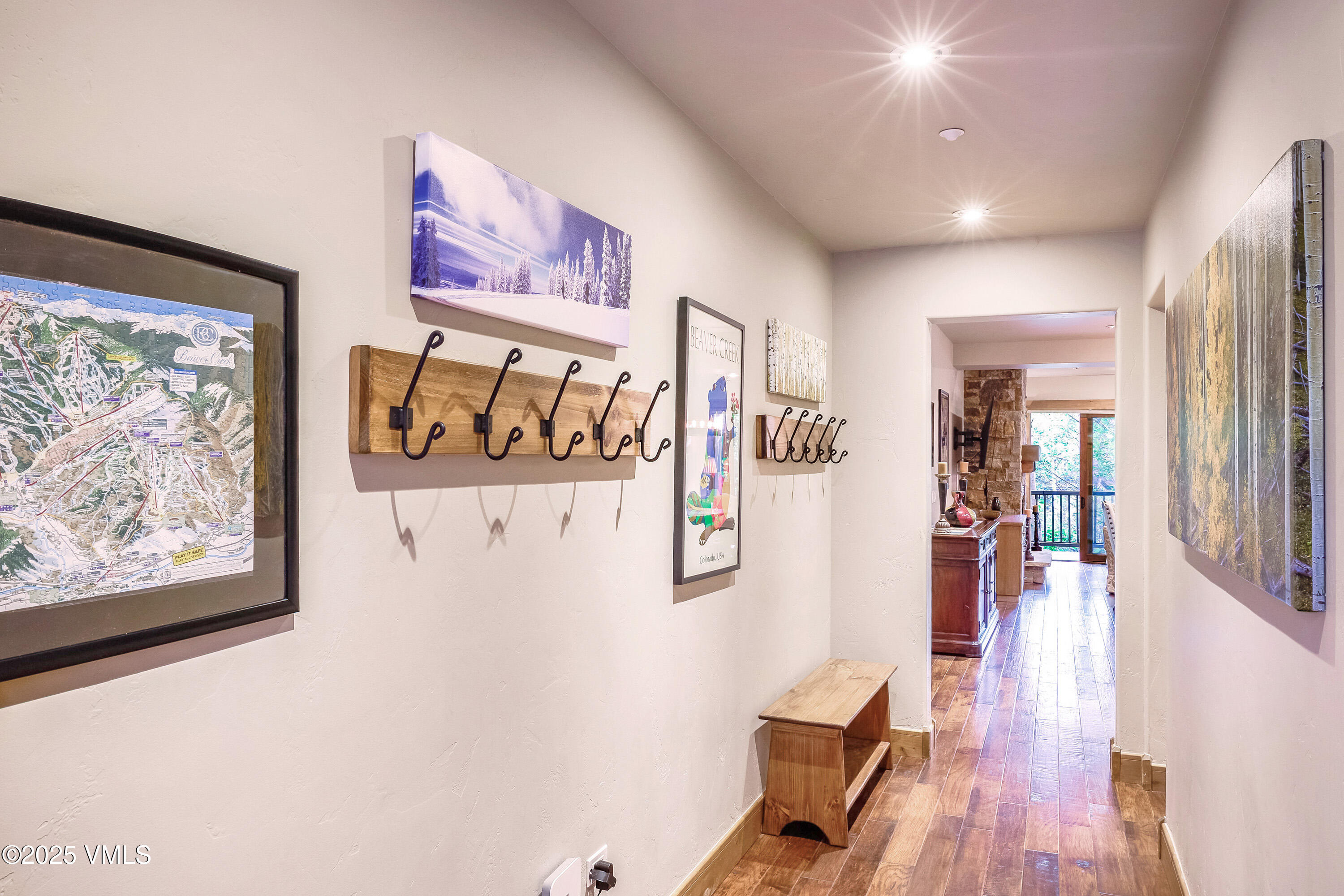 142 Arrowhead Circle, Unit B201 Edwards, CO 81632 - Photo 3 of 35 One_Arrowhead_B201_007